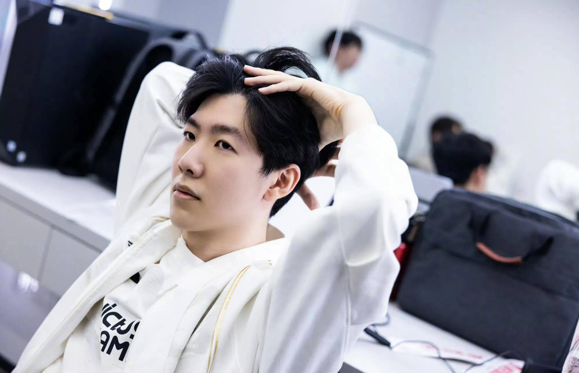 吴宜能否步 吴宜能否步