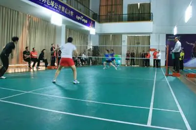 不足而陷入 不足而陷入