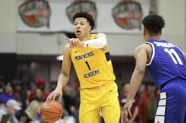 但他凭借稳 但他凭借稳